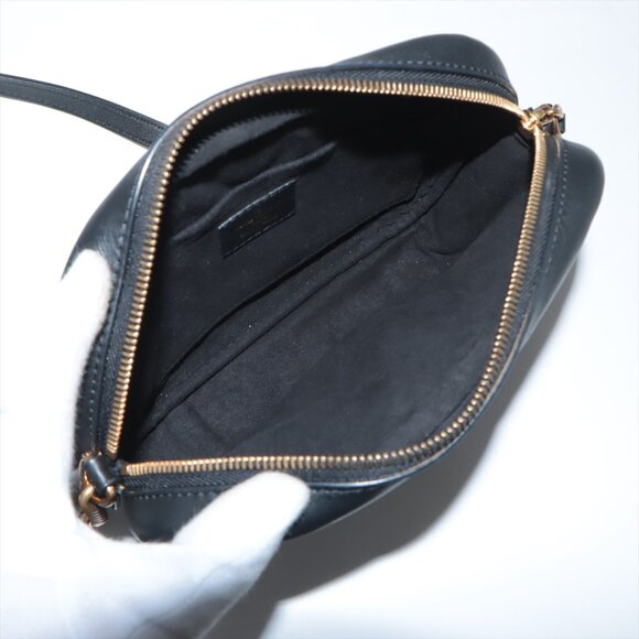 SOLD OUT ❌Louis Vuitton LV Logo NEW WAVE NEW CAMERA BAG M53682 TR0220 - Picture 6 of 14